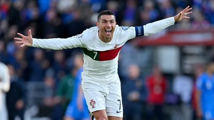Ronaldo sẽ đá World Cup 2026? Liệu đây có phải sự thật?